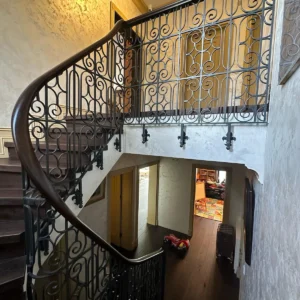 Klasik art deco saray tarzı altın varaklı ferforje merdiven demiri modelleri – Savfer.